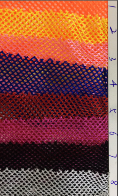 DG-XHFZ  滌綸長絲  有光四角網  菱形網眼布  工服內裡    100%滌綸  克重65（g/㎡）  紗支50D  幅寬1.65  硬網 挺身 粗網 45度照